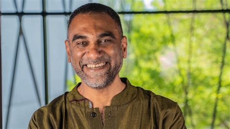 Le TEDxJohannesburg: Exploration audacieuse des thèmes contemporains par Kumi Naidoo.